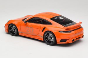 Porsche 911 992 Turbo S Coupe Sport Design オレンジ Minichamps 1:18 113069074 メタル - 画像 7/8