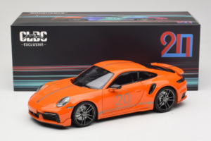 Porsche 911 992 Turbo S Coupe Sport Design オレンジ Minichamps 1:18 113069074 メタル - 画像 8/8