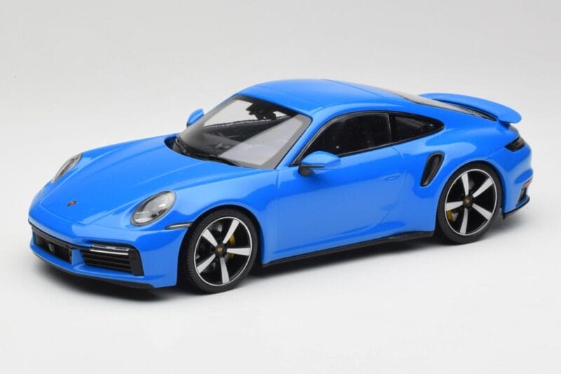 Porsche 911 992 Turbo S ジェンシアンブルー Minichamps 1:18 155069074 メタル