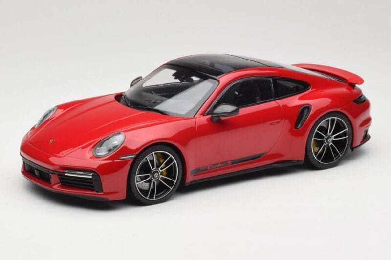 Porsche 911 992 Turbo S レッド Minichamps 1:18 155069070 メタル