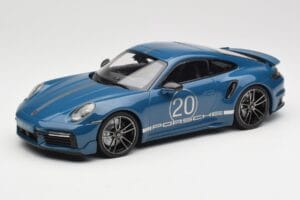 Porsche 911 992 Turbo S Sport Design Package Gentian Blue Metallic Minichamps 1:18 155069170 メタル