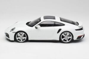 Porsche 911 992 Turbo S ホワイト Concept Minichamps 1:18 WAP0211620CNP メタル - 画像 3/6
