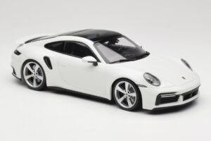 Porsche 911 Turbo S 992 ホワイト Minichamps 1:18 WAP0211620RTRB メタル - 画像 4/6