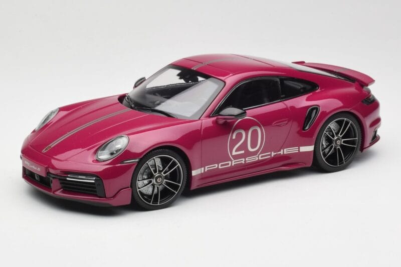 Porsche 911 992 Turbo S Sport Design Package レッド Minichamps 1:18 155069172 メタル