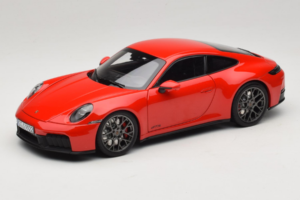 Porsche 911 992.2 Carrera 4 GTS Guards Red Norev 1:18 187171 メタル