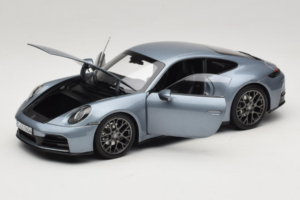 Porsche 911 992.2 Carrera Polar Silver Metallic Norev 1:18 187170 メタル - 画像 2/8