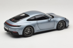 Porsche 911 992.2 Carrera Polar Silver Metallic Norev 1:18 187170 メタル - 画像 3/8