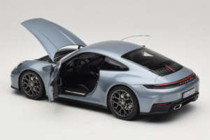 Porsche 911 992.2 Carrera Polar Silver Metallic Norev 1:18 187170 メタル - 画像 5/8