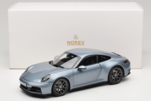 Porsche 911 992.2 Carrera Polar Silver Metallic Norev 1:18 187170 メタル - 画像 8/8