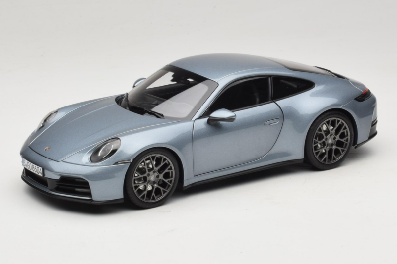 Porsche 911 992.2 Carrera Polar Silver Metallic Norev 1:18 187170 メタル