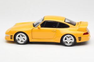 RUF CTR2 993 Sport イエロー GT Spirit 1:18 GT141 レジン - 画像 3/6