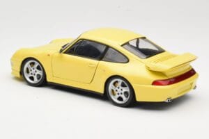 Porsche 911 993 Turbo S イエロー UT Models 1:18 27836 メタル - 画像 7/8