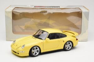 Porsche 911 993 Turbo S イエロー UT Models 1:18 27836 メタル - 画像 8/8