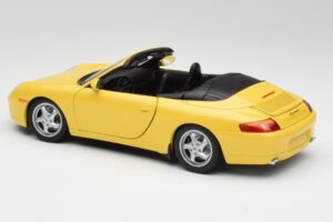 Porsche 911 996 カブリオレ スピードイエロー UT Models 1:18 27906 メタル - 画像 7/8