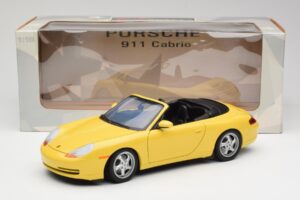 Porsche 911 996 カブリオレ スピードイエロー UT Models 1:18 27906 メタル - 画像 8/8