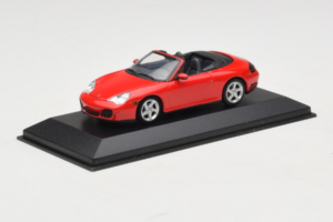 Porsche 911 996 Carrera 4S カブリオレ レッド Minichamps 1:43 400062831 メタル - 画像 2/4