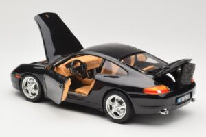 Porsche 911 996 Carrera ブラック Bburago 1:18 3385-M2 メタル - 画像 5/8