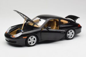 Porsche 911 996 Carrera ブラック Gate 1:18 1043 メタル - 画像 2/8