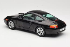 Porsche 911 996 Carrera ブラック Sun Star 1:18 1202 メタル - 画像 7/8