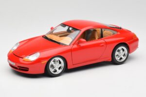 Porsche 911 996 Carrera レッド Bburago 1:18 3385 メタル