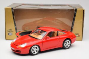 Porsche 911 996 Carrera レッド Bburago 1:18 3385 メタル - 画像 8/8
