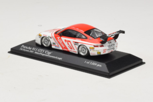 Porsche 911 996 GT3 Cup #37 Matos / Fitzgerald Rolex 24 at Daytona 2005 Minichamps 1:43 400056237 メタル - 画像 3/4