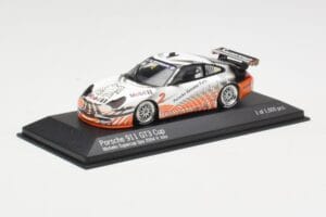 Porsche 911 996 GT3 Cup #2 VIP Car 2000 Minichamps 1:43 WAP020XXX15 メタル - 画像 2/4