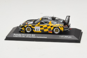 Porsche 911 996 GT3 RS #83 Rosa / Babini 24 Hours of Le Mans 2001 Minichamps 1:43 400016983 メタル