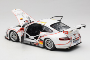 Porsche 911 996 GT3 RSR #83 P. Ehret / C. Ried / C. Menzel 24 Hours of Le Mans 2006 Minichamps 1:18 PORSCHE004 メタル - 画像 5/8