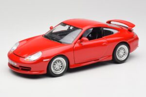 Porsche 911 996 GT3 Strasse レッド Bburago 1:18 30395 メタル