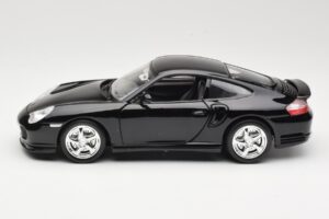 Porsche 911 996 Turbo ブラック Bburago 1:18 18-12030 メタル - 画像 4/8