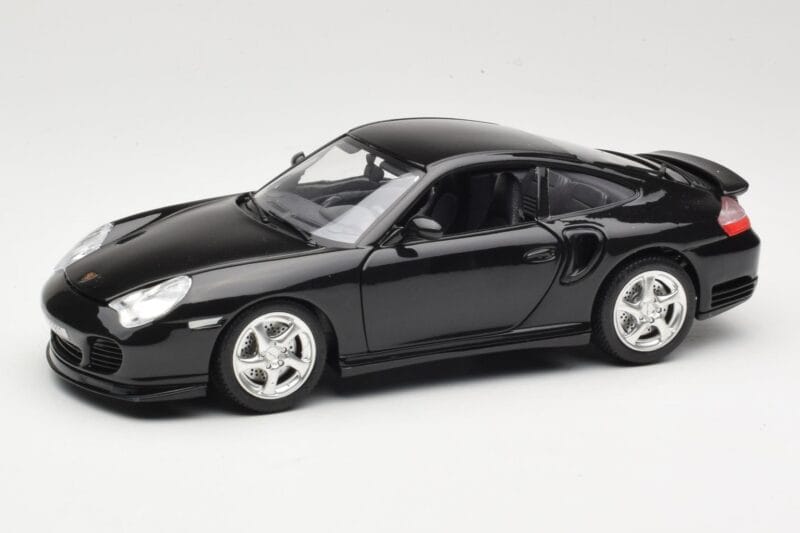 Porsche 911 996 Turbo ブラック Bburago 1:18 3367 メタル