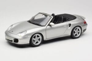 Porsche 911 996 Turbo カブリオレ シルバー Maisto 1:18 31660 メタル