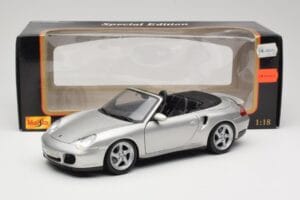 Porsche 911 996 Turbo カブリオレ シルバー Maisto 1:18 31660 メタル - 画像 8/8