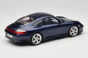 Porsche 911 996.2 Carrera 4S ダークブルー GT Spirit 1:18 GT938 レジン - 画像 2/6