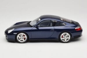 Porsche 911 996.2 Carrera 4S ダークブルー GT Spirit 1:18 GT938 レジン - 画像 3/6
