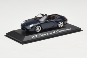 Porsche 911 997 Carrera 4 カブリオレ ダークブルー Minichamps 1:43 WAP02015216-R1 メタル - 画像 2/4