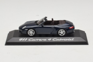 Porsche 911 997 Carrera 4 カブリオレ ダークブルー Minichamps 1:43 WAP02015216-R1 メタル