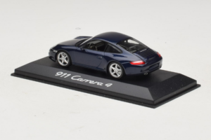 Porsche 911 997 Carrera 4 Dark Blue Metallic Minichamps 1:43 WAP02010016 メタル - 画像 2/3