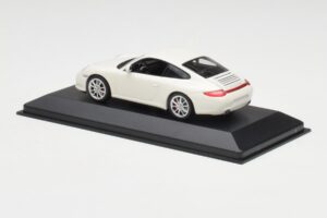 Porsche 911 997 Carrera 4S カッラーラホワイト Minichamps 1:43 403066431 メタル - 画像 3/4
