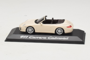 Porsche 911 997 Carrera カブリオレ ホワイト Minichamps 1:43 WAP02001118 メタル - 画像 5/5