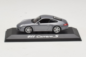 Porsche 911 997 Carrera S Grey Metallic Minichamps 1:43 WAP02011615-P1 メタル