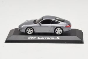 Porsche 911 997 Carrera S グレー Metallic Minichamps 1:43 WAP02010116-R1 メタル