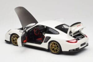 Porsche 911 997 GT2 RS ホワイト & ゴールド ホイール Minichamps 1:18 100069406 メタル - 画像 5/8