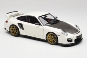 Porsche 911 997 GT2 RS ホワイト & ゴールド ホイール Minichamps 1:18 100069406 メタル - 画像 6/8