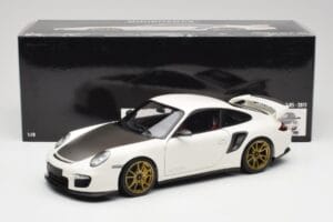 Porsche 911 997 GT2 RS ホワイト & ゴールド ホイール Minichamps 1:18 100069406 メタル - 画像 8/8