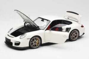 Porsche 911 997 GT2 RS ホワイト Minichamps 1:18 100069400 メタル - 画像 2/8