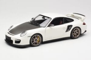Porsche 911 997 GT2 RS ホワイト Minichamps 1:18 100069400 メタル