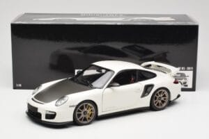 Porsche 911 997 GT2 RS ホワイト Minichamps 1:18 100069400 メタル - 画像 8/8
