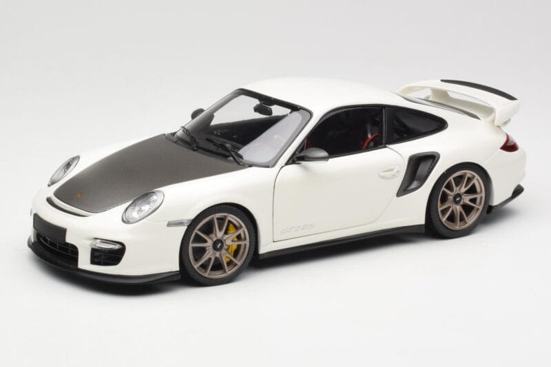 Porsche 911 997 GT2 RS ホワイト Minichamps 1:18 100069400 メタル